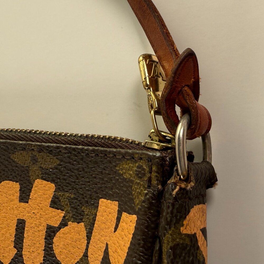 Stephen Sprouse Louis Vuitton Pochette - Picture 5 of 6